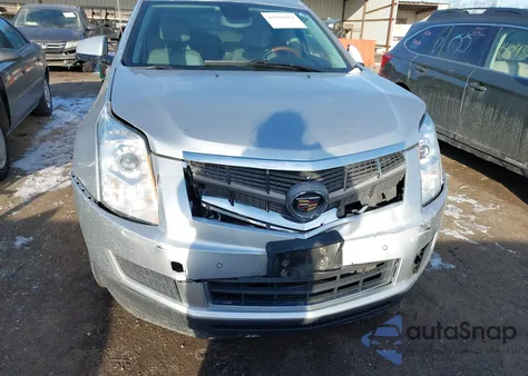 2010 Cadillac Srx Luxury Collection z USA, uszkodzony, nr VIN 3GYFNAEY5AS522417